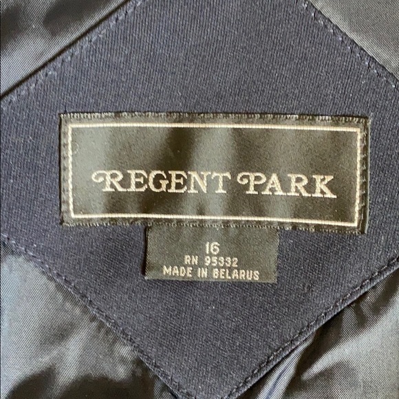 Regent Park trench coat - Picture 4 of 6